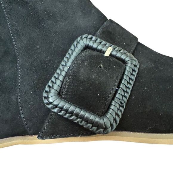 Jack Rogers Izzy Suede Buckle Low Heel Bootie Boots Black Size 6.5 - Picture 6 of 8